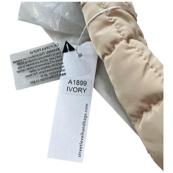Street Level Cleo Ivory large quilted nylon puffer tote bag NWT & dust bag - Picture 9 of 10